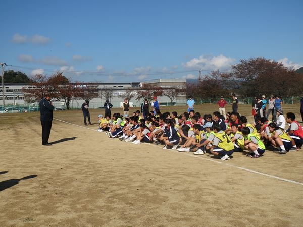 http://www.fukuiminami-sh.ed.jp/news/2016marathon05.jpg