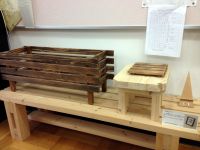 プランターカバ-やベンチなど木工班の製品05